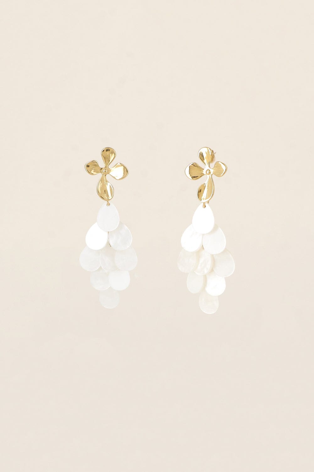 Boucles Bohm Paris - Dahliane Boucles d'oreilles pendantes Bohm Paris Ecru 