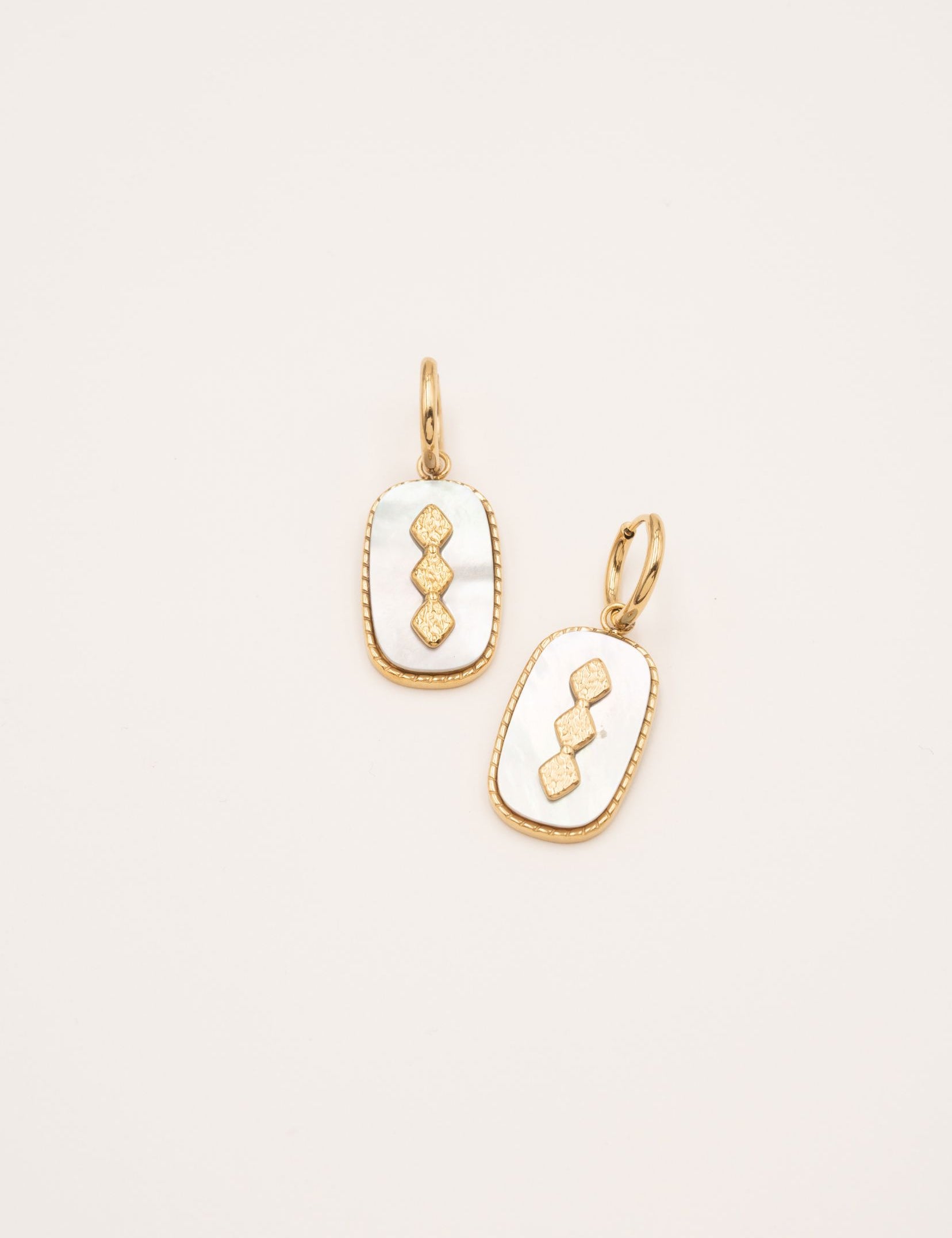 Boucles Bohm Paris - Dévonne Boucles types Créoles Bohm Paris Nacre blanche 