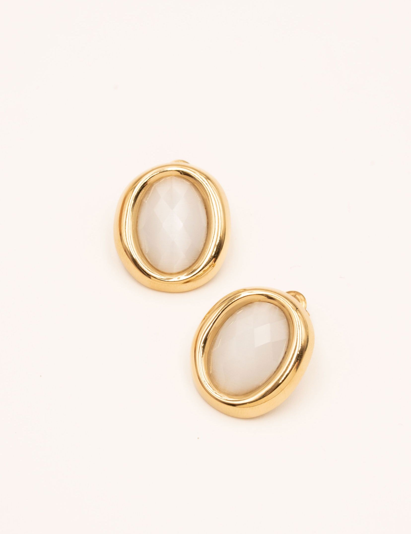 Boucles Bohm Paris - Siris Boucles d'oreilles à Puces Bohm Paris Quartz Blanc 