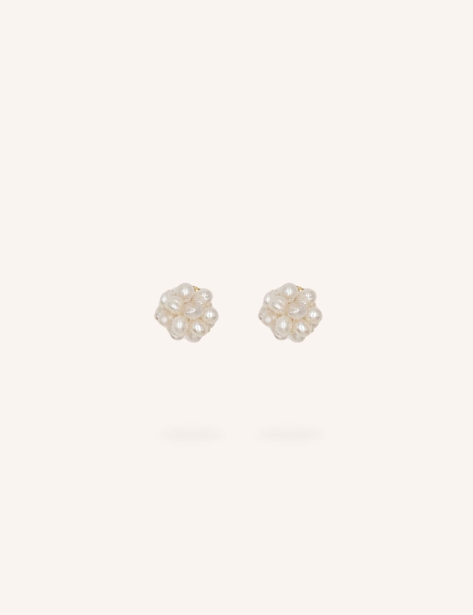 Boucles Bohm Paris - Sya Boucles d'oreilles à puces Bohm Paris Perle d'eau douce 