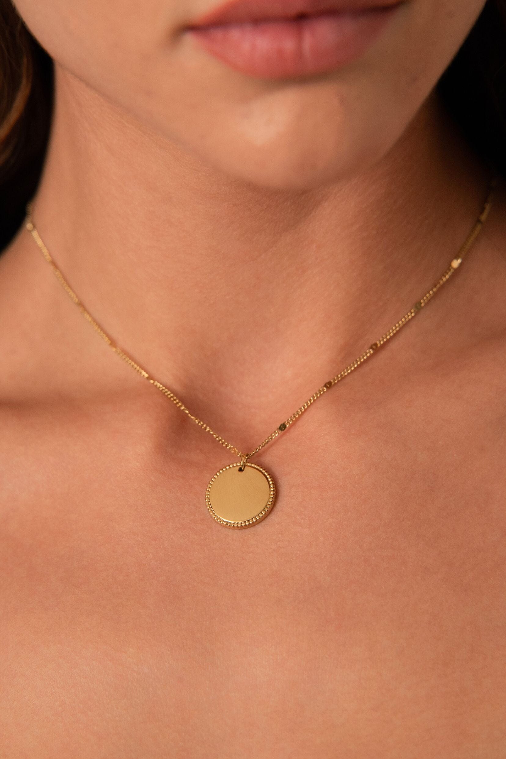 Pendentif médaille à graver Elisabeth - Doré Bohm Paris 