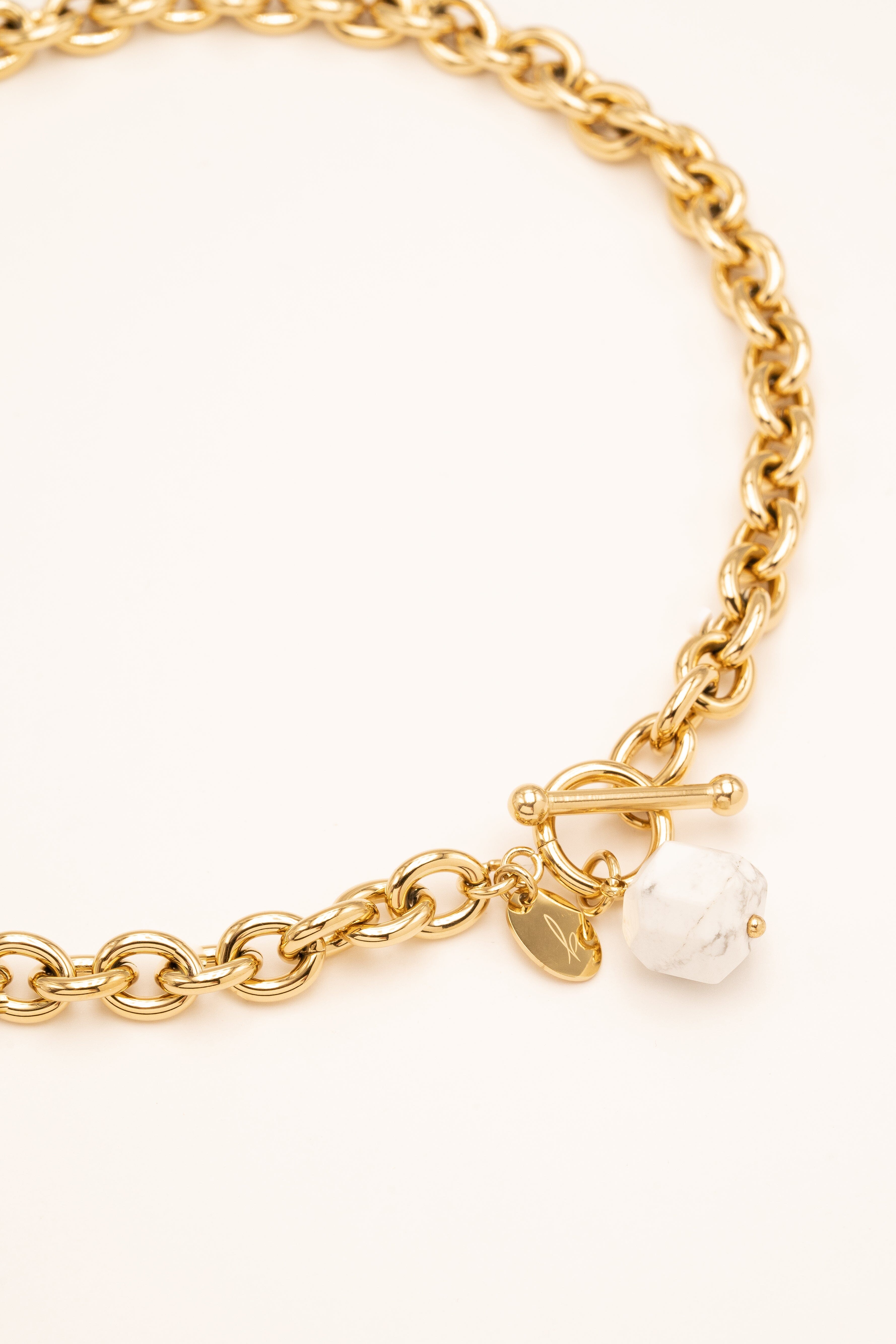 Collier Bohm Paris - Bradley Colliers Bohm Paris howlite blanche 
