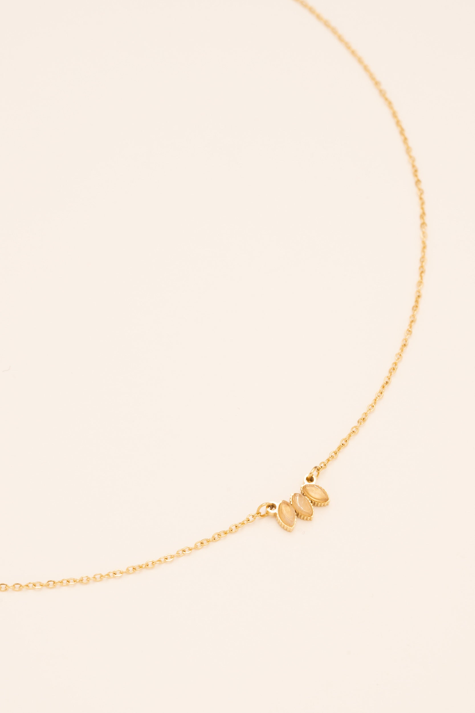 Collier Frances Colliers Bohm Paris pierre de soleil 